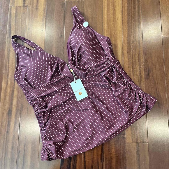 New NWT Artesands Syrah Polka Dot‎ Tankini Top Maroon Burgundy Red Swim Size 18